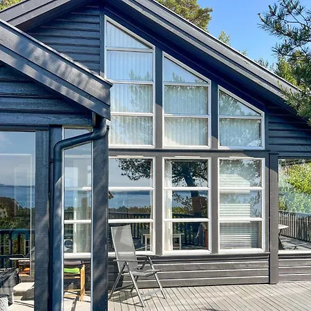 Holiday home 4 Bedroom Cozy In Idse